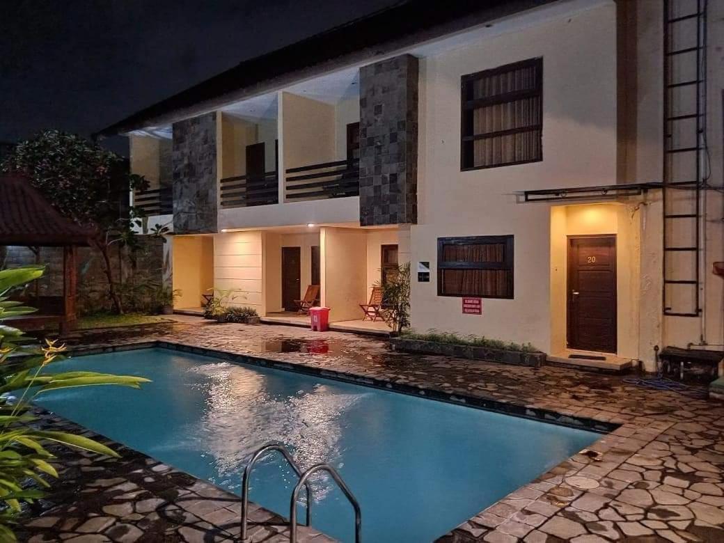 Guest House Teras Solo Syariah Экстерьер фото